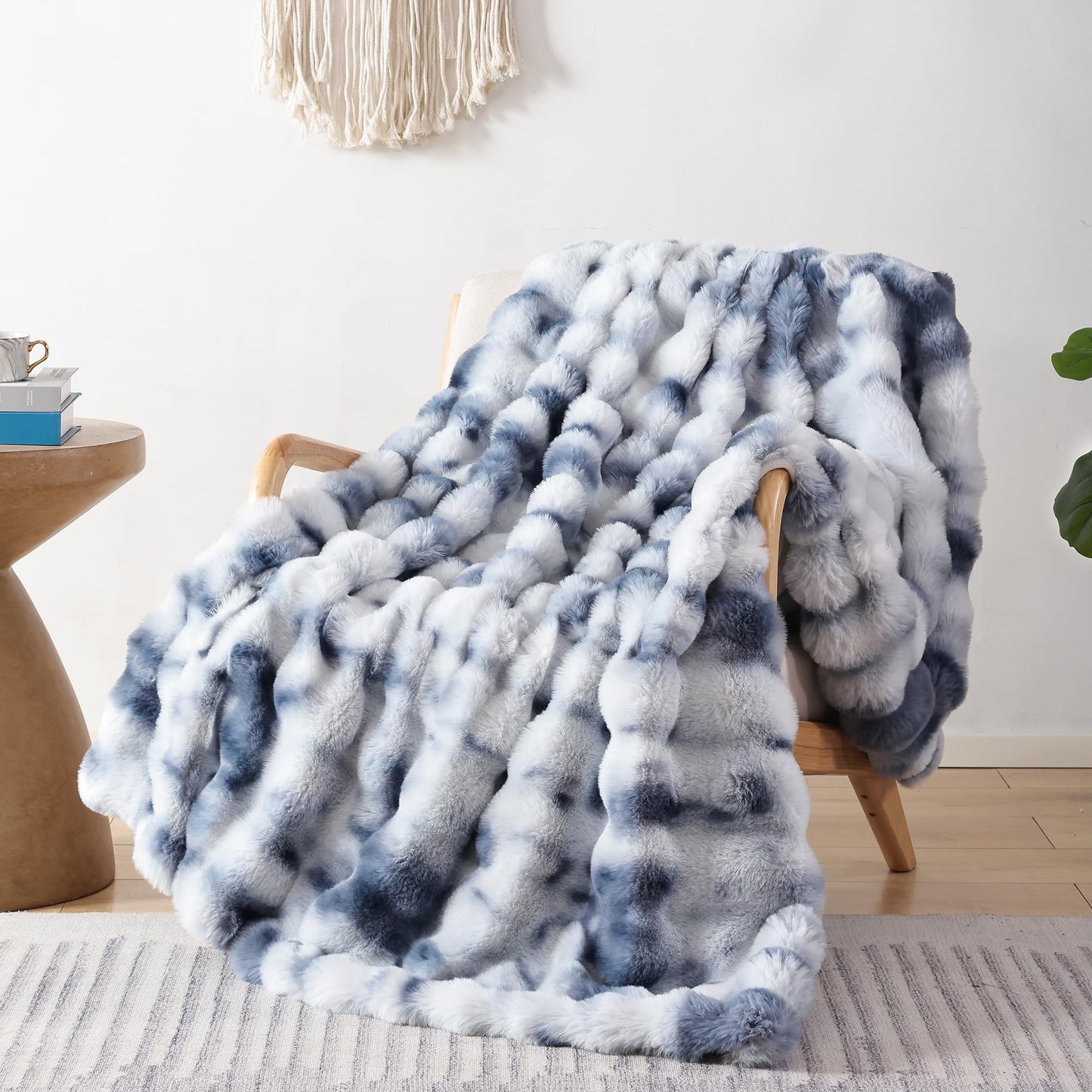 Smoofy Faux Fur Throw Blanket for Couch – Blush Pink Fluffy Cozy