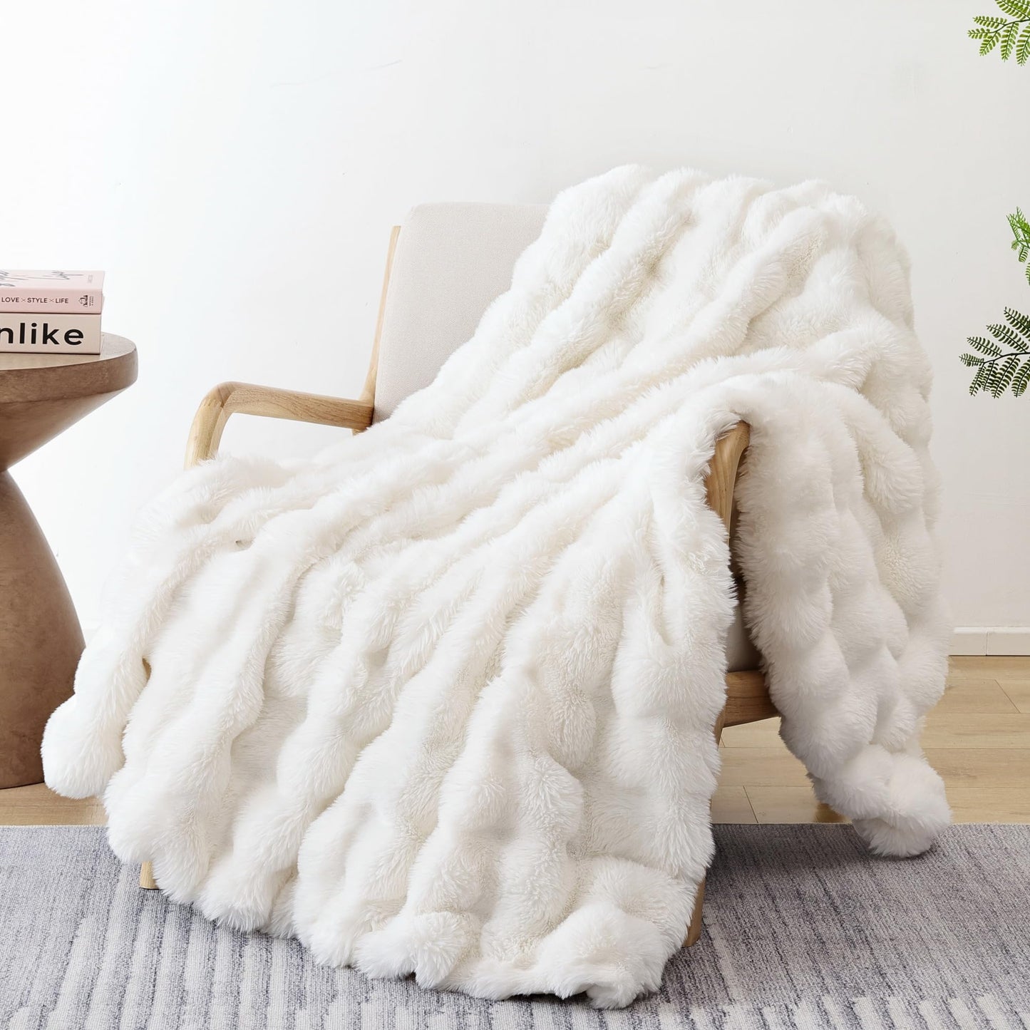 Smoofy Faux Fur Throw Blanket for Couch – Blush Pink Fluffy Cozy